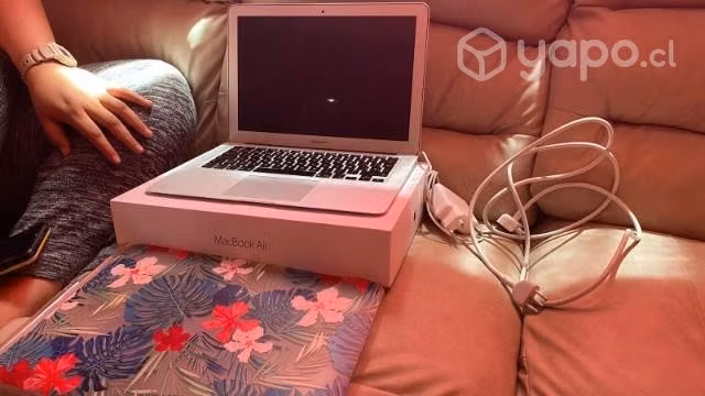 Macbook air 2017 de 13' - Imagen 4