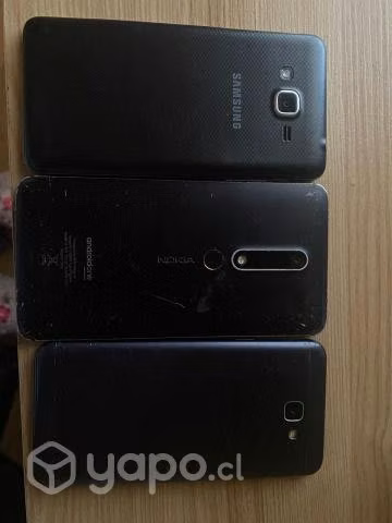 Tres celulares para repuesto