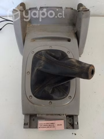 Funda Palanca Cambio C/Consola Mitsubish L200 2015