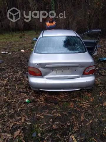 Hyundai accent 1999