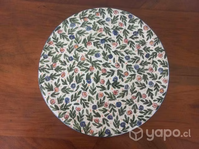 Hermoso Plato Plano De Cerámica Pintado A Mano
