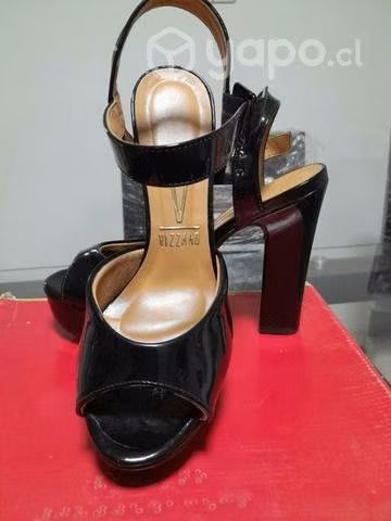 Zapatos charol