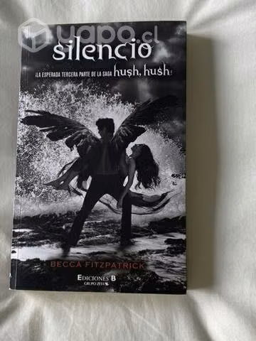 Libro Silencio de la saga Hush Hush
