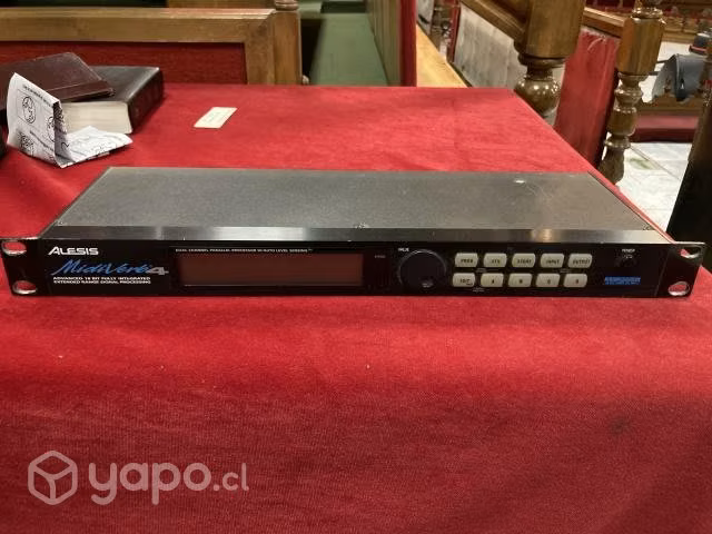 Varios equipos de audio