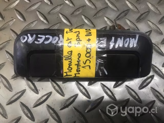 Manilla ext pta tras izq Mitsubishi Montero Sport