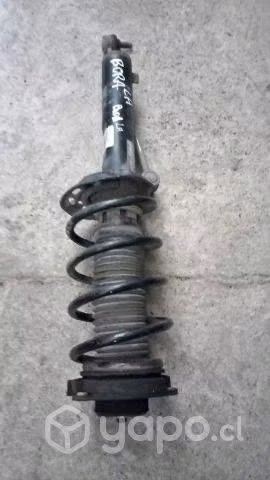 Amortiguador izquierdo Volkswagen Bora