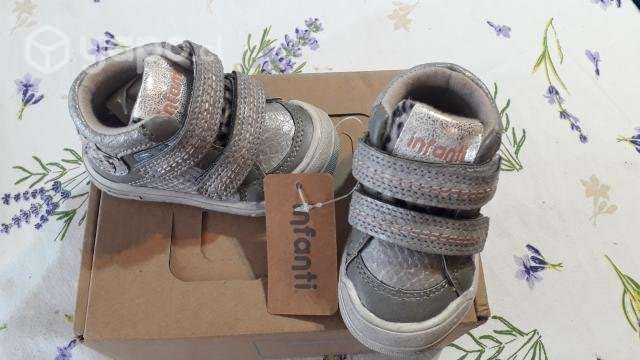 Zapatillas bebe nuevas - Imagen 2