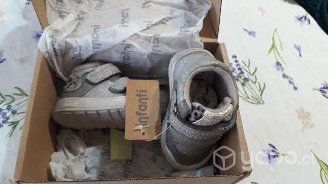 Zapatillas bebe nuevas - Imagen 3