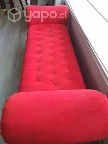 Banqueta estilo Capitoné