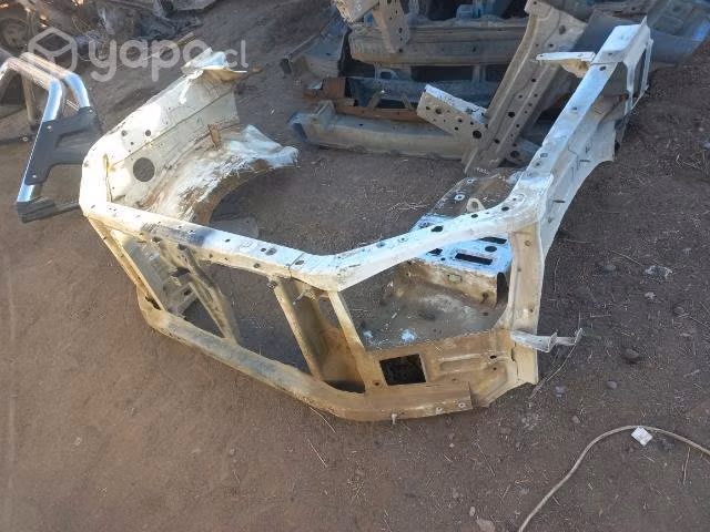 Frontal con puntas de chassis mazda bt50 2016 >