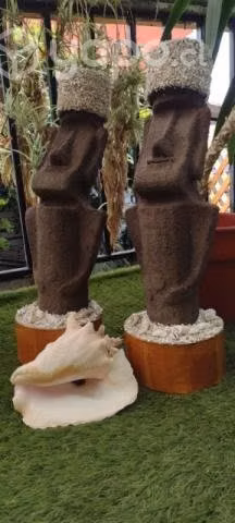Hermosos Moai artesanales - Imagen 3