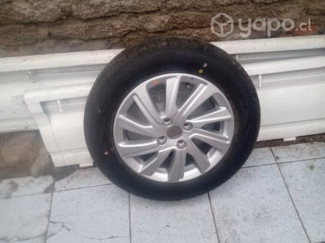Suzuki Dzire 2015 2017 llanta con neumático nuevo