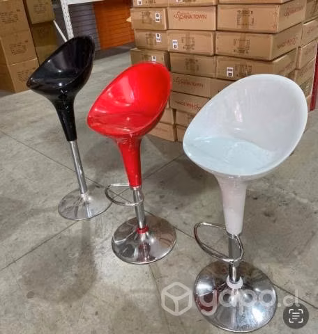 Sillas nuevas con altura ajustable