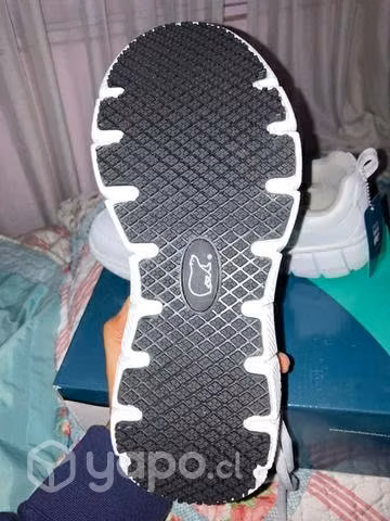 Zapatos clinicos