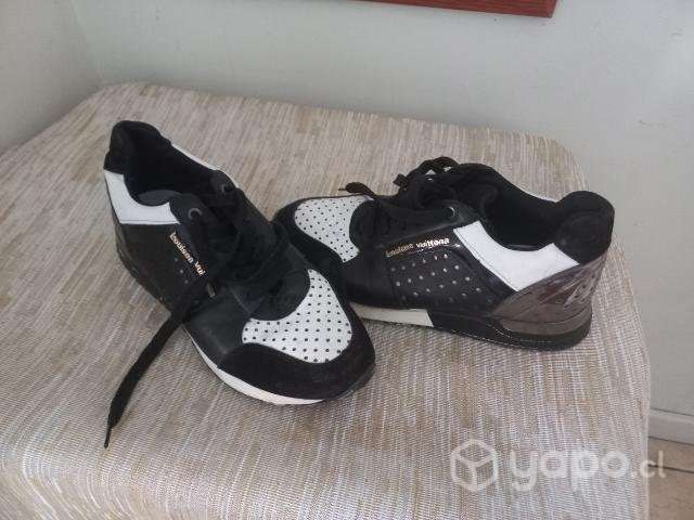 Botines, botas y zapatillas - Imagen 3
