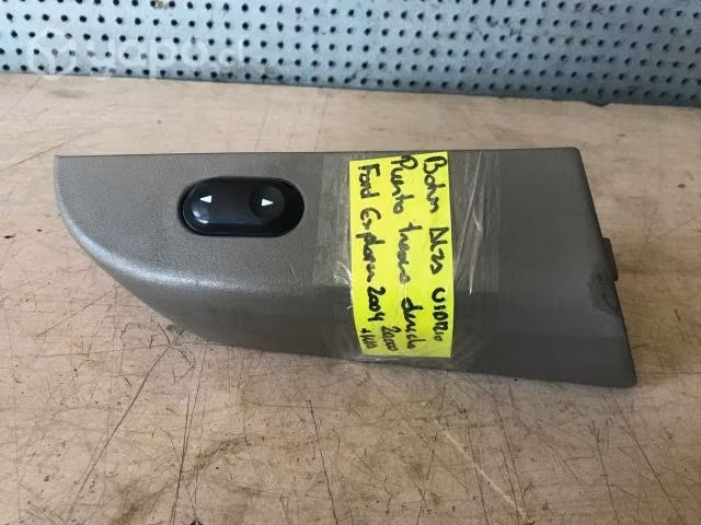 Boton alza vidrio puerta trasera derecha Ford Exp