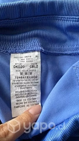 Pantalón celeste talla M 7500