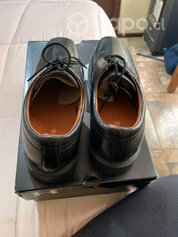 Zapatos marca guante color negro nuevos