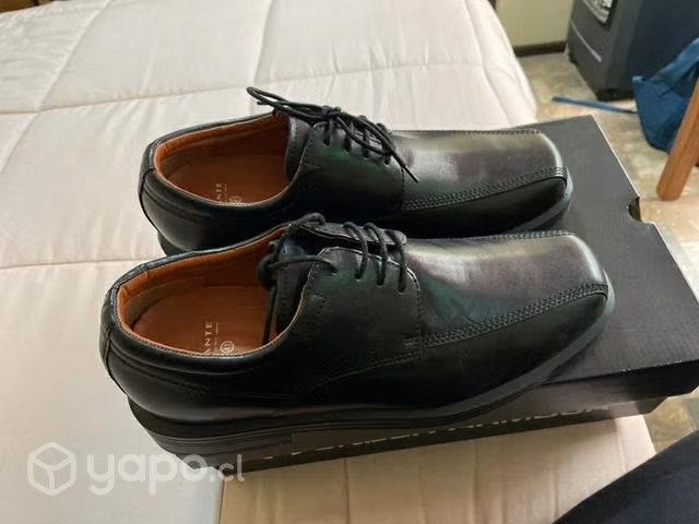 Zapatos marca guante color negro nuevos