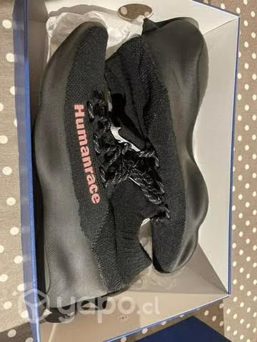 Adidas humanrace sichona
