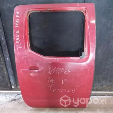 Puerta Trasera Derecha Nissan Terrano