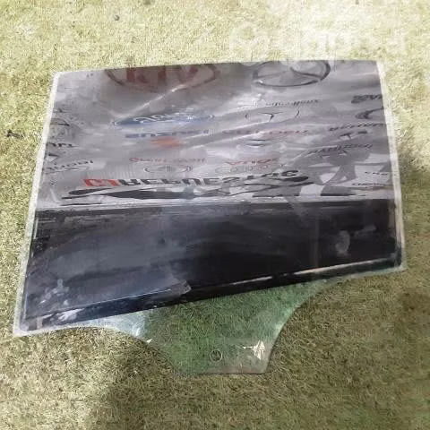 Vidrio trasero izquierdo bmw 116 i 2012