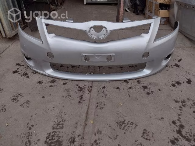 Parachoque del Toyota Auris 2010-2012