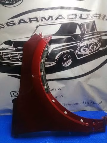 Tapabarro RH ford explorer año 2019