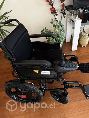 Silla de ruedas eléctrica casi nueva