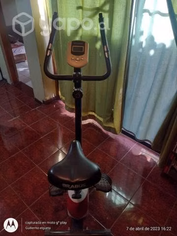 Bicicleta elíptica poco uso mucho tiempo guardada
