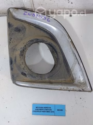 Moldura Derecha Neblinero (CND1336) Chevrolet New