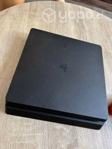 Playstation 4 slim