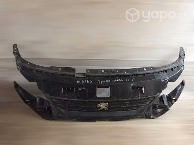 Máscara Peugeot Partner 2020 2023