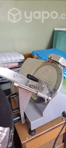 Maquina de cortar cecina