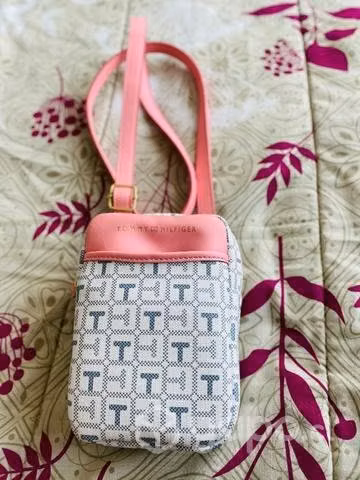 Bolso Tommy hilfiger - Imagen 3