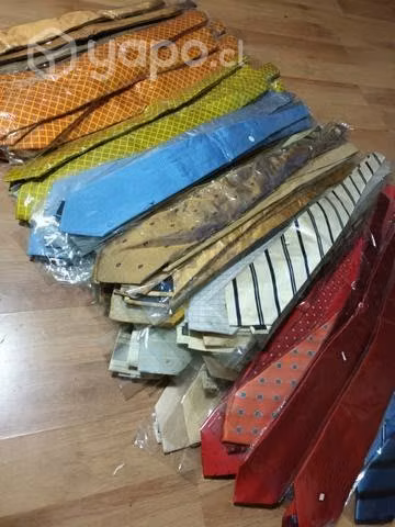 Corbatas 700 x mayor