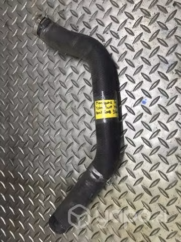 Manguera agua motor inf Mitsubishi Montero Sport