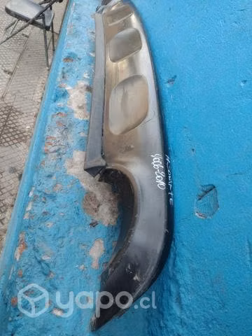 Moldura de parachoque trasero Hyundai santa fe 08 - Imagen 2