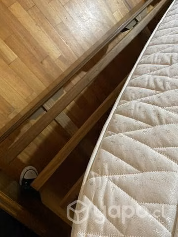 Cama 1.5 plazas + velador y cosas de cama