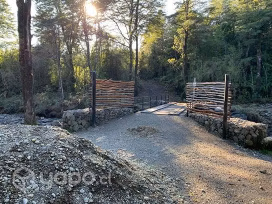 Terreno con orilla de Río