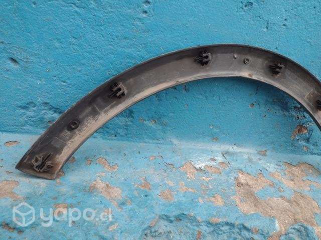 Moldura del der Chevrolet Corsa evolutión 2002-07 - Imagen 8