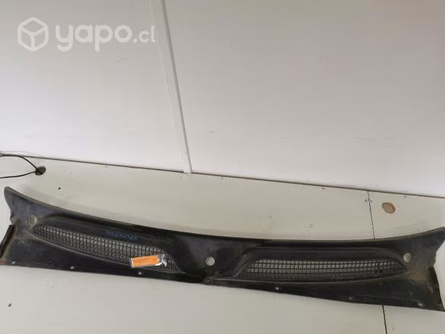 Rejilla Cubre Torpedo Mahindra Pick Up 2.2 2016