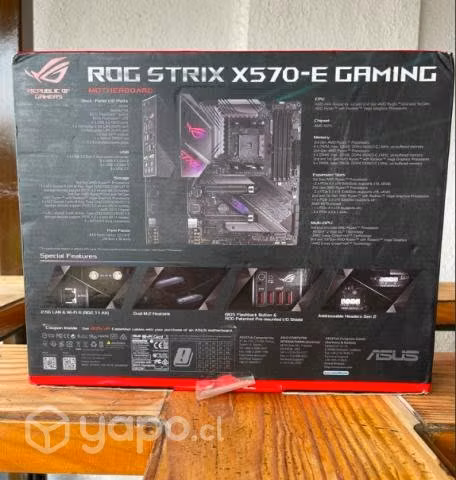 Placa madre Asus Rog x570 - E gaming - Imagen 2