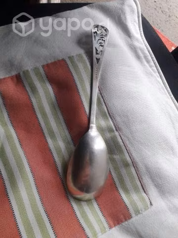 Cucharon de plaque j.b epns con bello tallado - Imagen 4