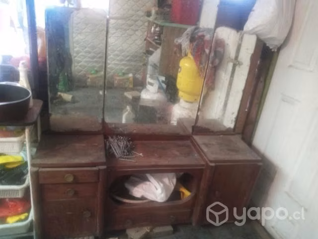 Mueble antiguo