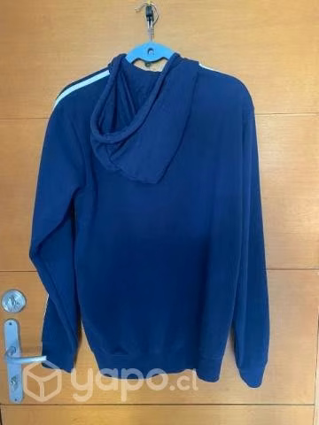 ropa original de la Universidad de Chile - Imagen 3