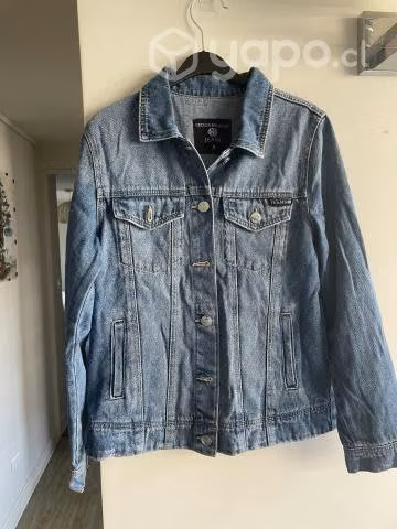 Chaqueta de Jeans Marca Cecilia Bolocco