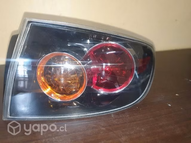 Foco trasero mazda 3 2006-08 derecho