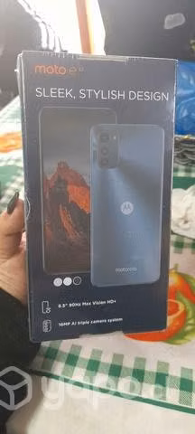 Motorola E32
