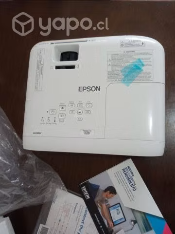 Proyector EPSON E20 - Imagen 4